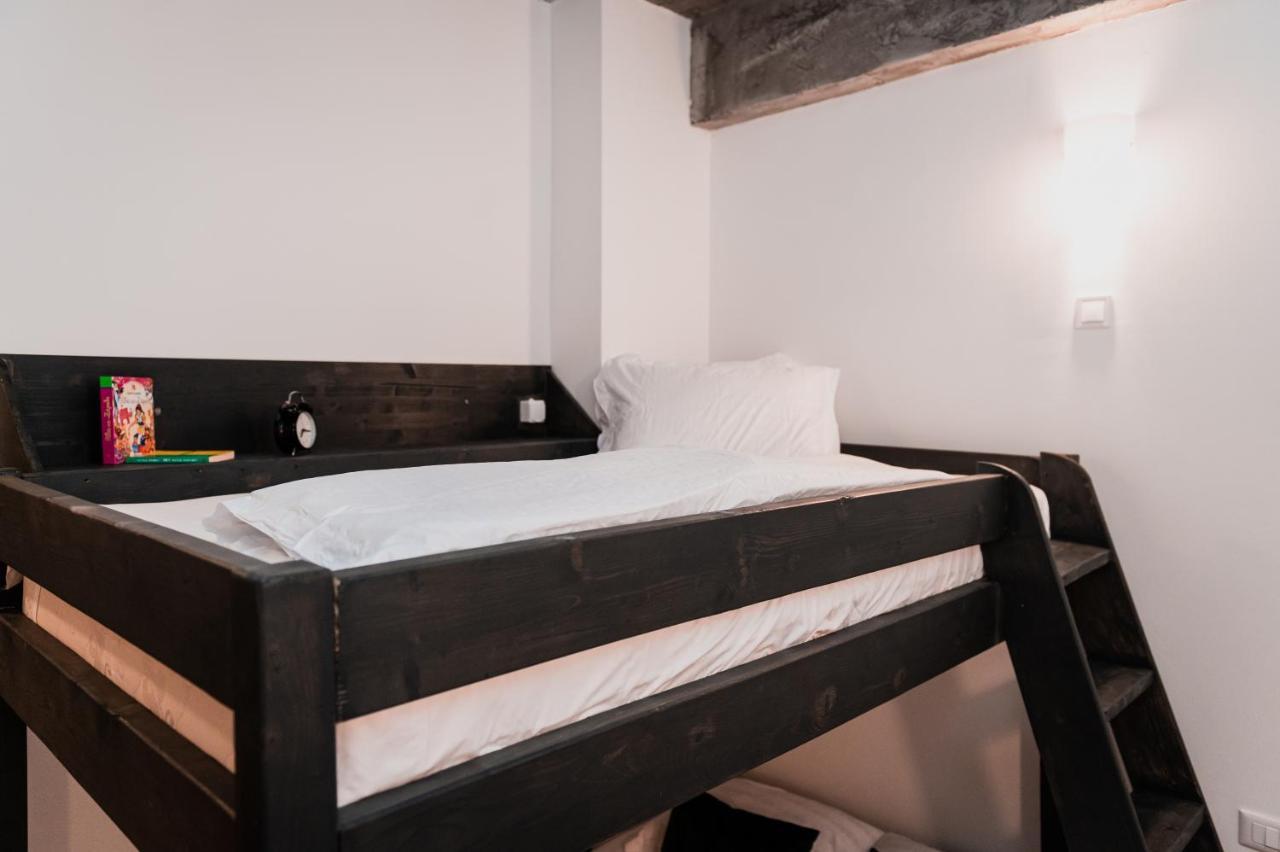 Puzzle Apartaments&Studios Craiova Exterior foto